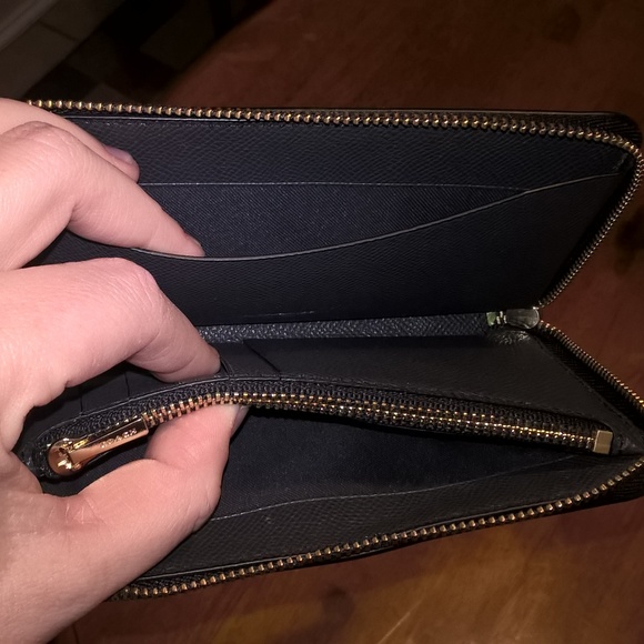 Coach Wallet - Picture 3 of 3